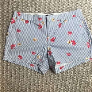 Old Navy everyday printed shorts